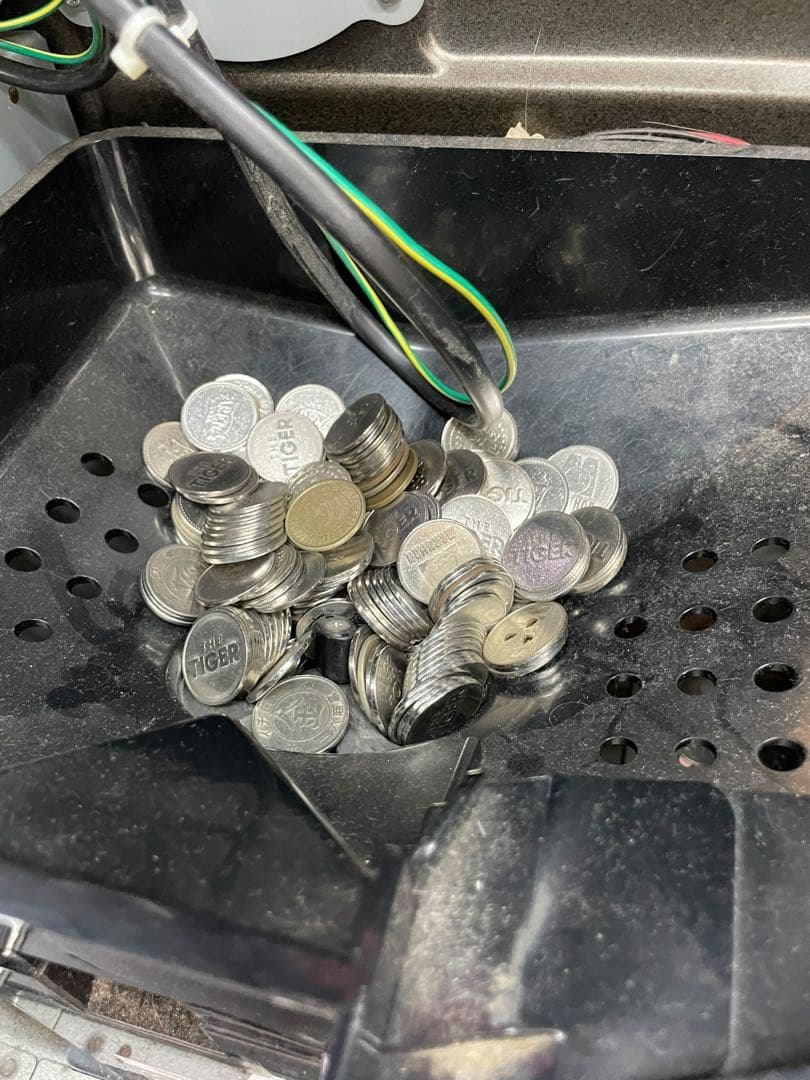 名古屋市優先】MILLION GOD 神々の系譜 Zeus スロット - メルカリ