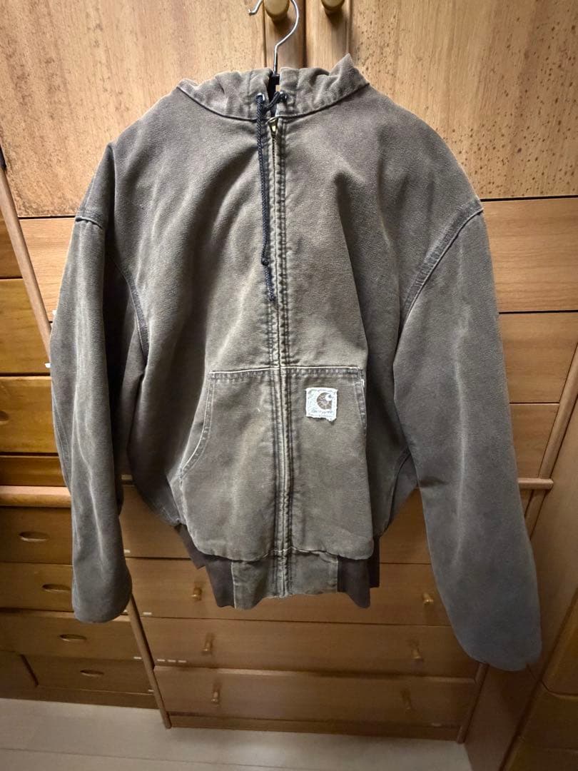 Carhartt ブラウン アクティブジャケット