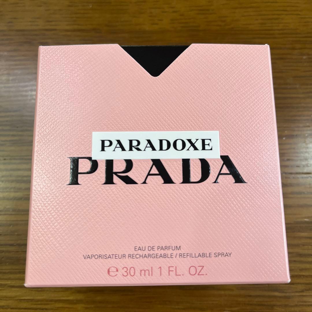 プラダ　パラドックス　オーデパルファム　30ml