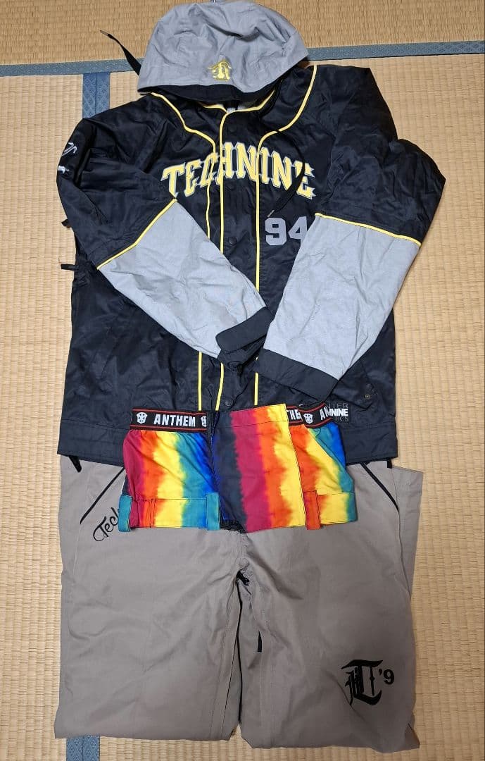 TECHNINE ウェア　上下、ANTHEM　パウダーガードセット