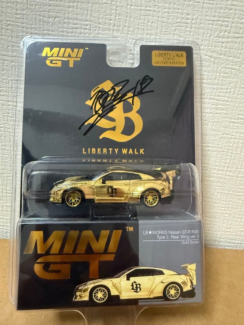リバティーウォーク原宿オープン記念　MINIGT R35 GT-R サイン入