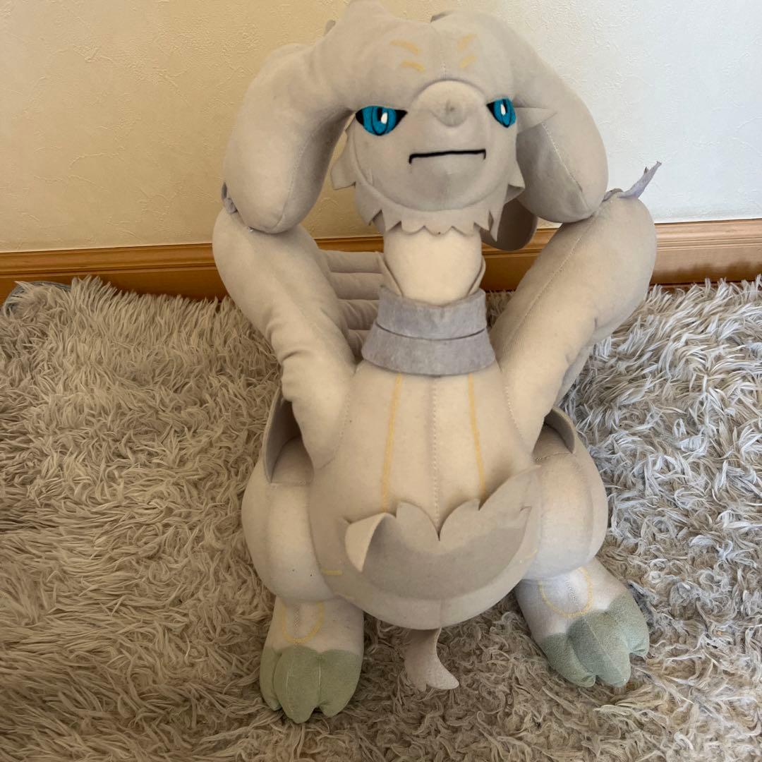ポケモン】レシラム ゼクロムぬいぐるみ2点セット - メルカリ