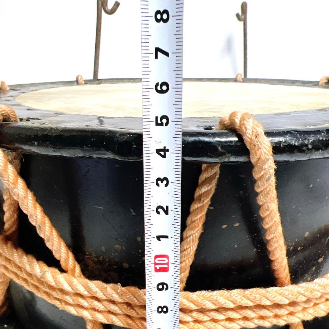 【締め太鼓】　和太鼓 33.5cm×14.5cm 打楽器　和楽器　鼓面良好　台座