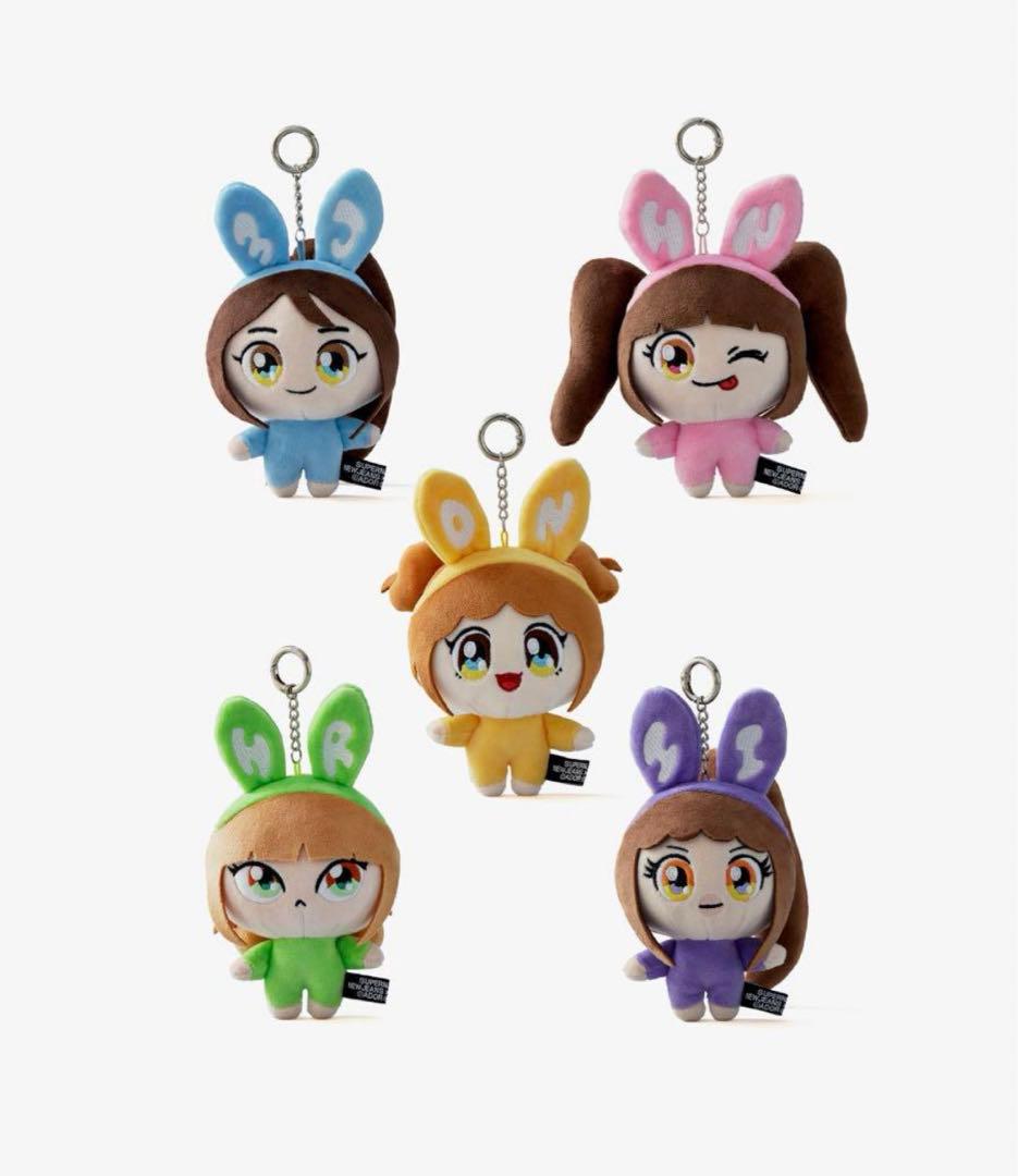 NewJeans MURAKAMI ぬいぐるみキーリング 村上隆 - メルカリ