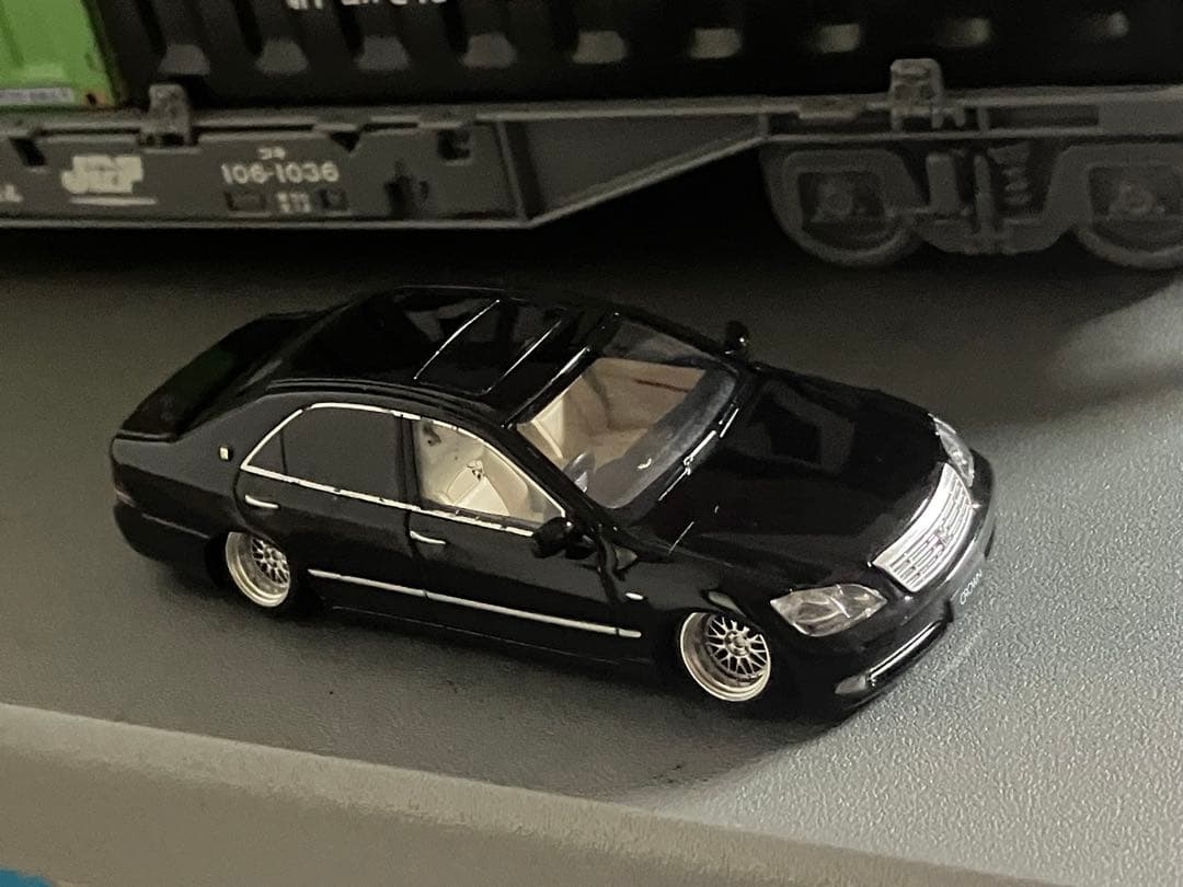 トヨタ　クラウン　改造　1/64 ミニカー