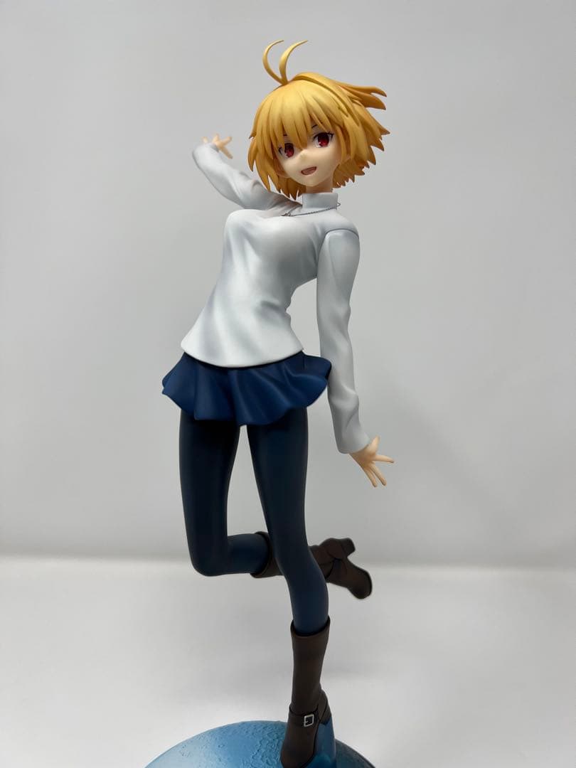 アルクェイド・ブリュンスタッド 1/7スケールフィギュア