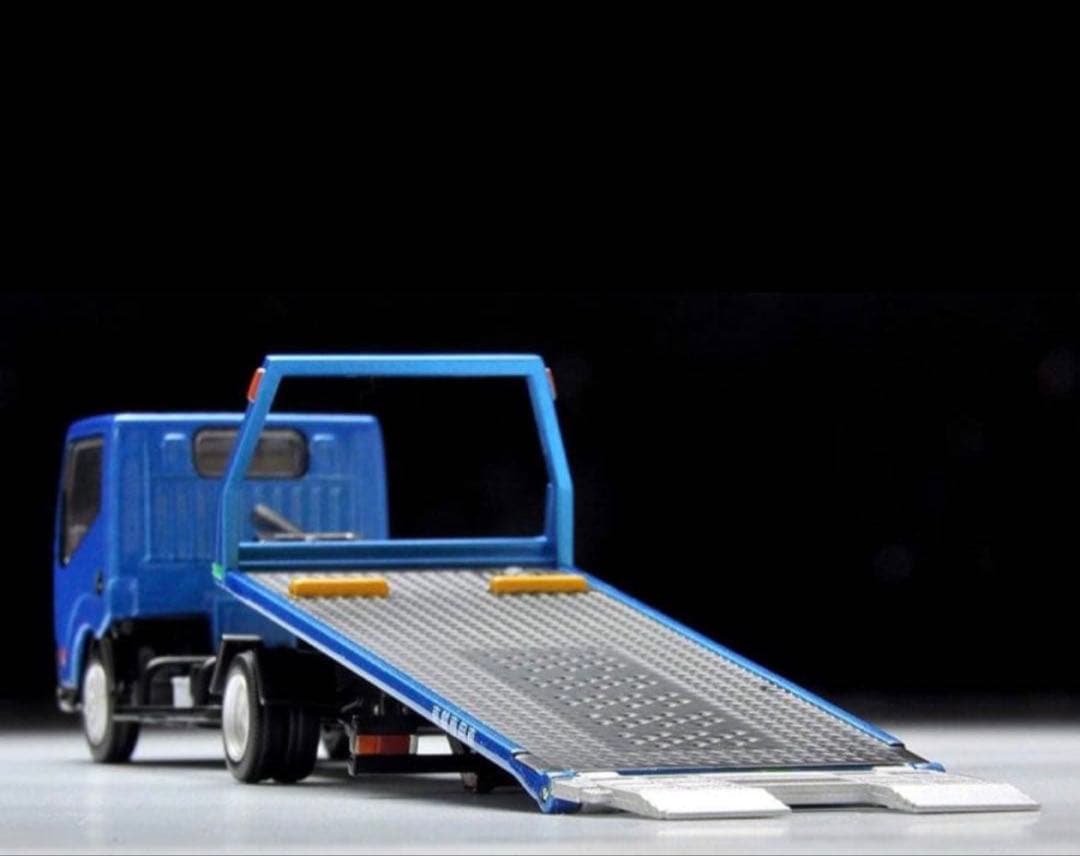 トミカ NEO LV-N144d 日産アトラス F24 花見台自動車 (青) - メルカリ