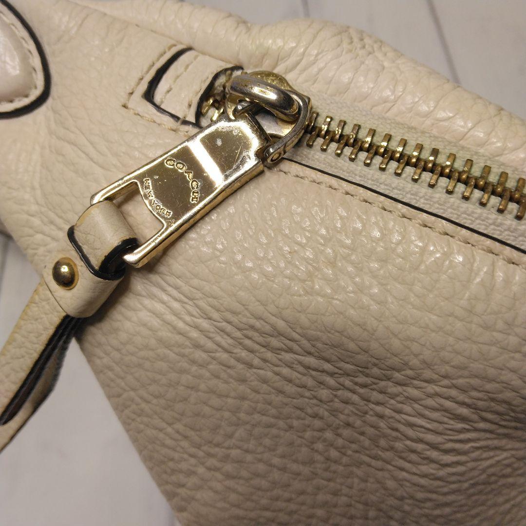 COACH ウエストポーチ シボ革 ロゴ オールレザー M1980-F48738 - メルカリ