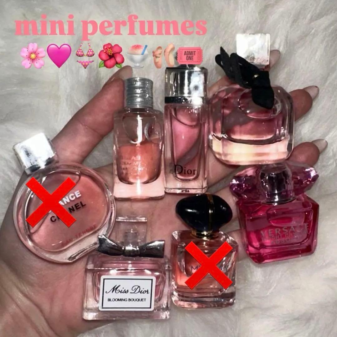 大人気！ミニ香水セット(ピンク)7点 Amazon | amleso ミニチュア香水1/12スケールミニおもちゃドールハウス