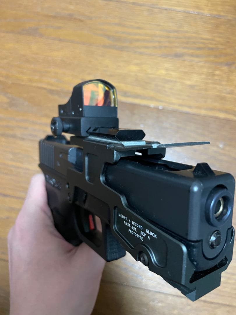 東京マルイ グロック 18C G18C キャロム ガスガン ドットサイト - メルカリ