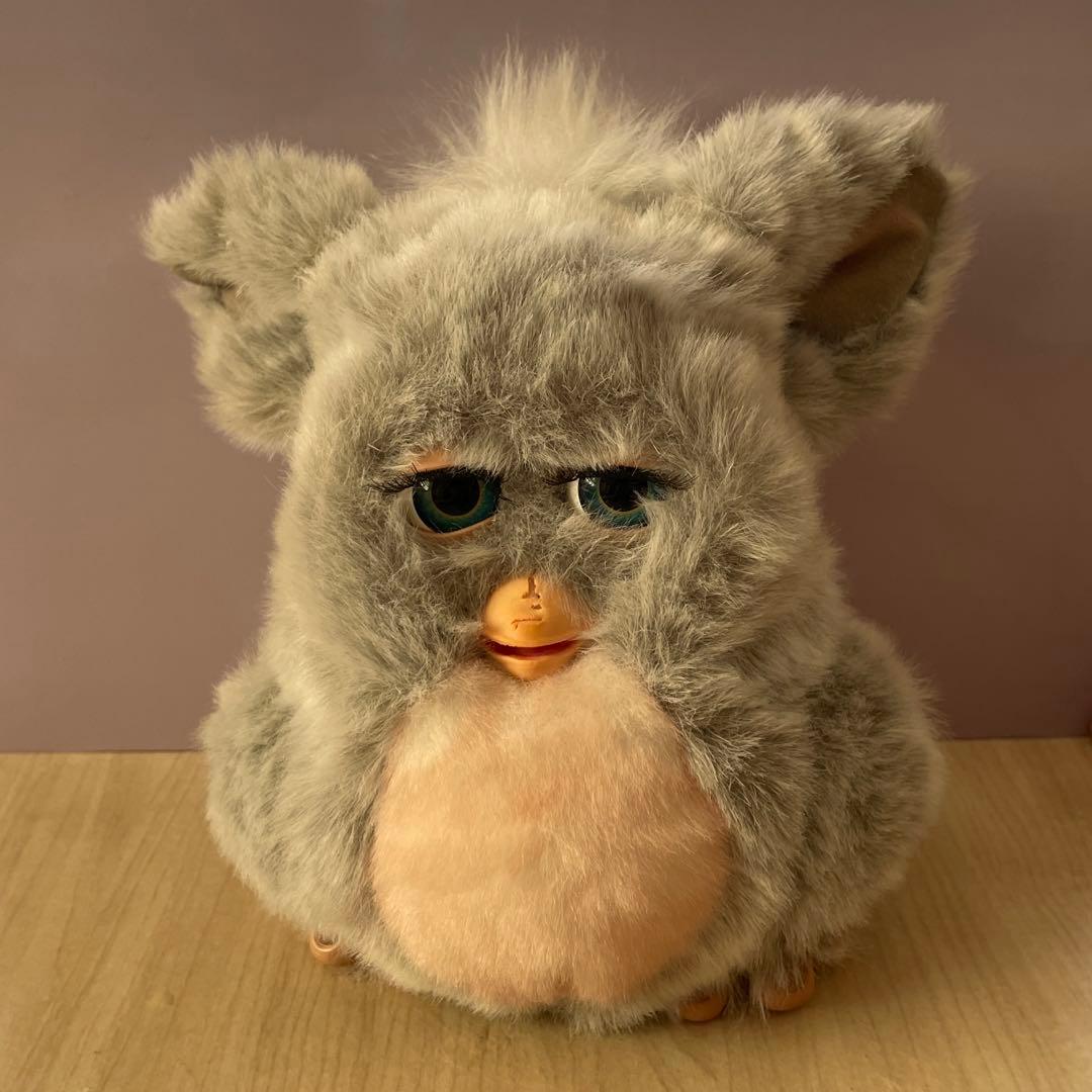 ファービー2 日本語 グレー - メルカリ