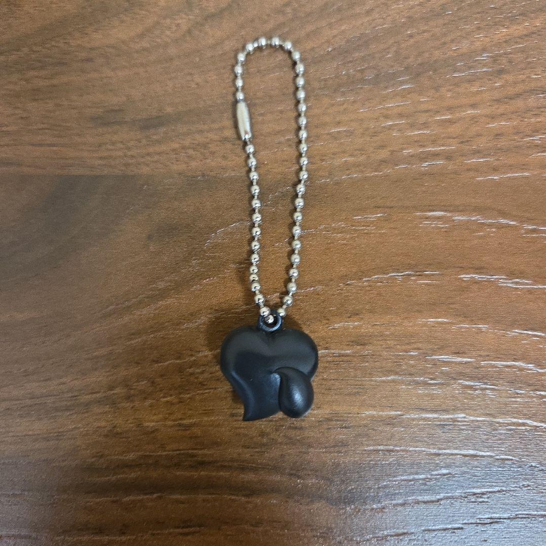 ナンバーナイン ハート涙キーホルダー - メルカリ