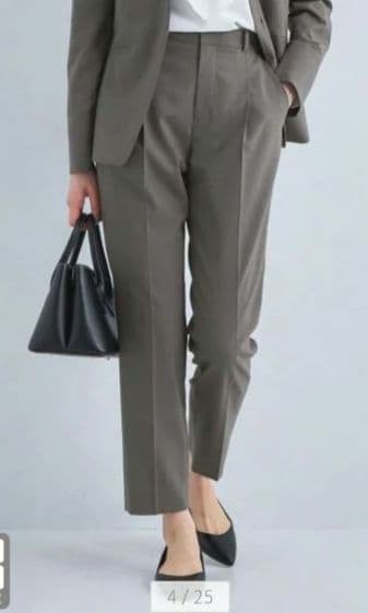 グリーンレーベルリラクシング カチリラ パンツスーツ 38 - メルカリ