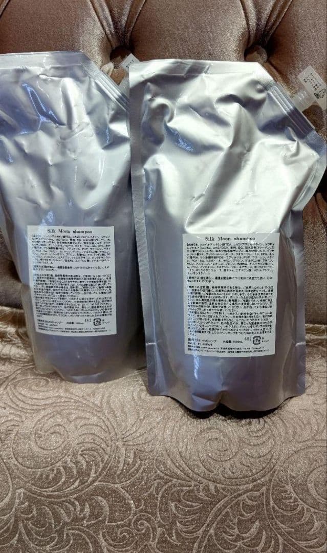 ✨多少の値下げOK✨シルクムーン　乙幡さん監修 1Lシャンプー2本未開封