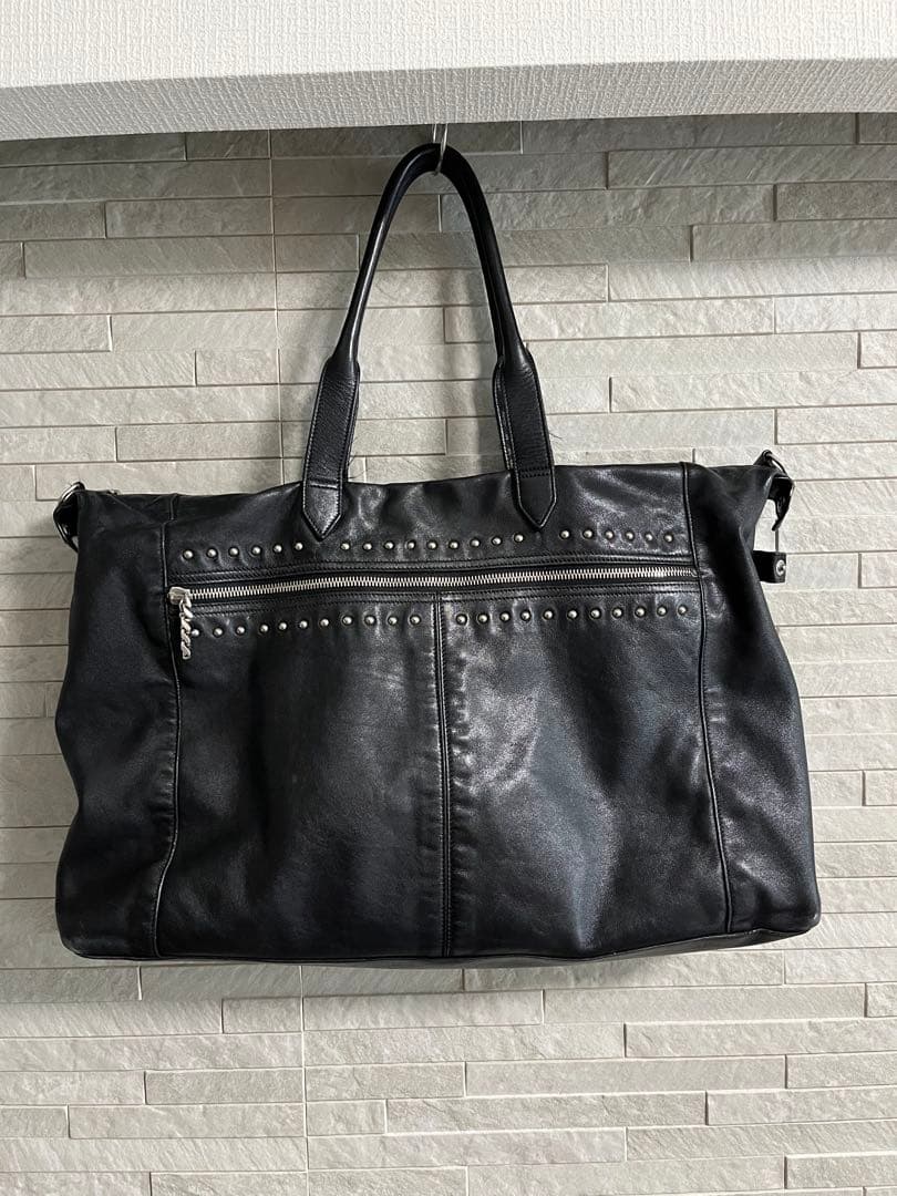 SAINT LAURENT PARIS スタッズバッグ