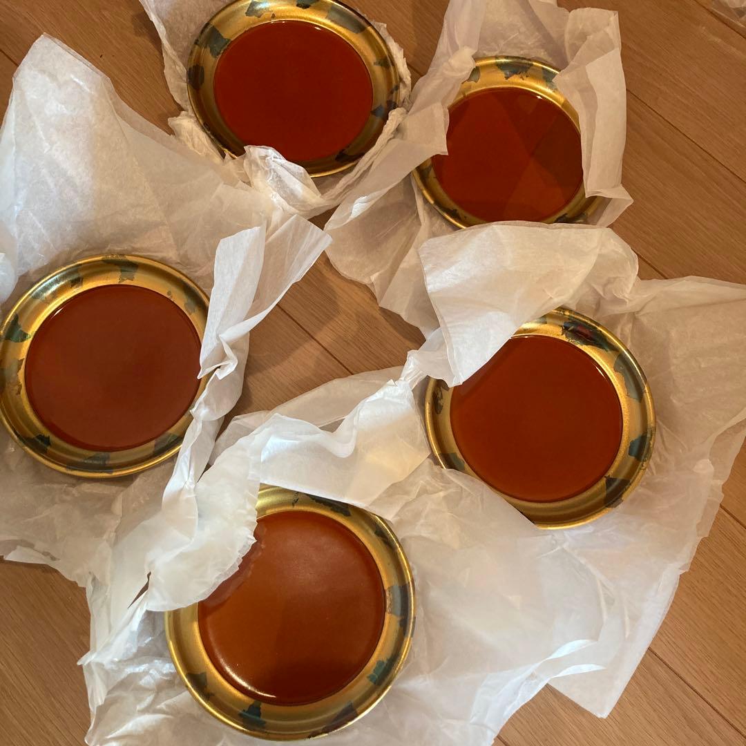 【昭和レトロ　新品未使用】漆器 椀 5枚セット うるし工芸　金箔入米永　大丸特選 会津塗】漆器 汁椀 金箔装飾 扇面 鉄仙 木箱付き 5客 - メルカリ