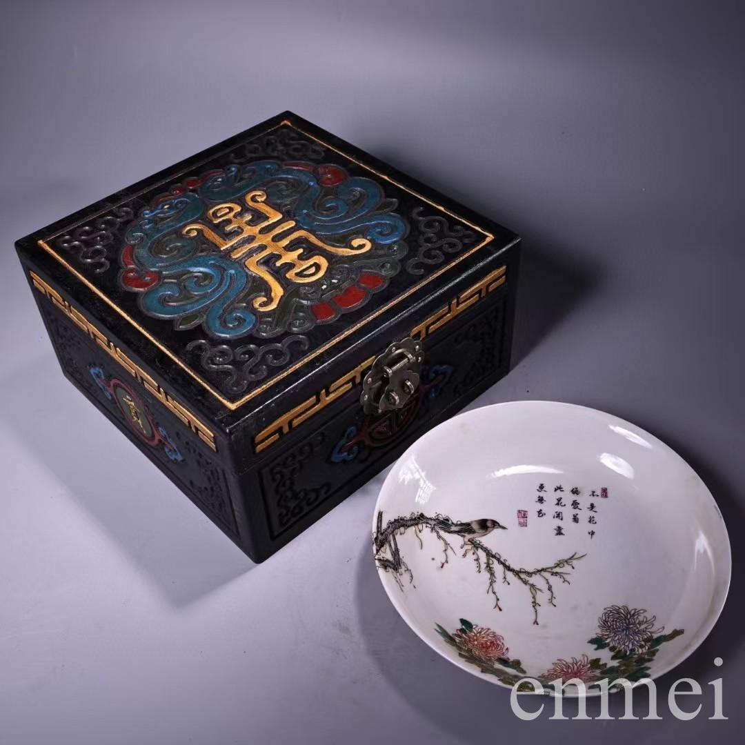 中国古美術・珍蔵粉彩・花鳥絵磁器の中皿・純手描き・木製箱付・置物・文房具・観賞皿 名品皿（15.0cm） 古九谷色絵壺花鳥図／青郊窯