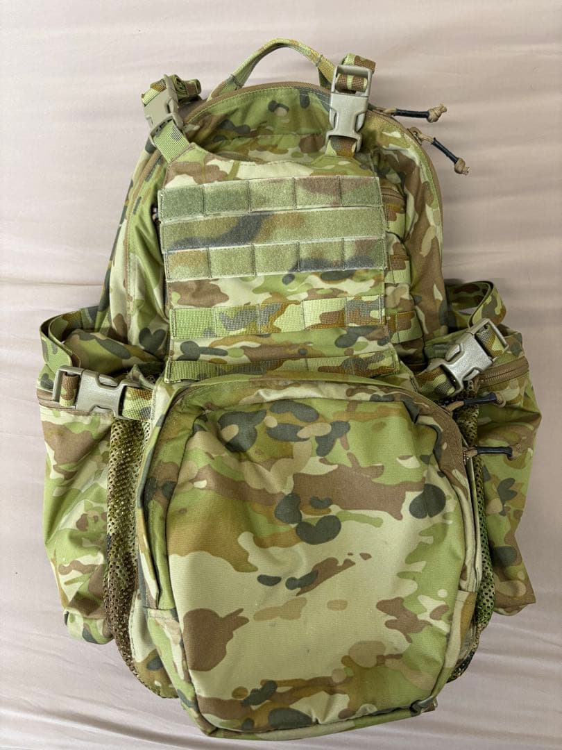 マ*ツ様 PLATATAC BULLOCK ECHO LARGE アサルトパック