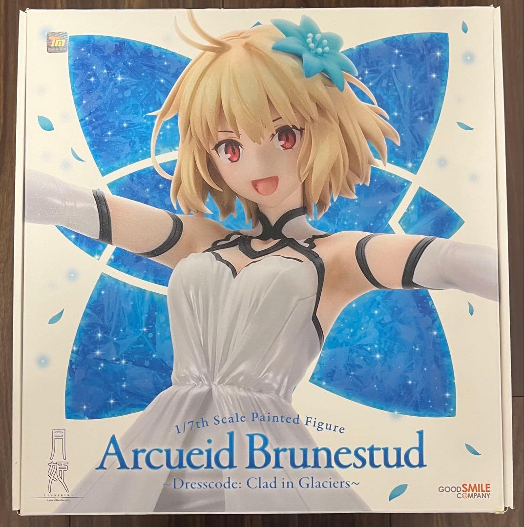 月姫 アルクェイド Dresscode：氷河をまとう 1/7 フィギュア