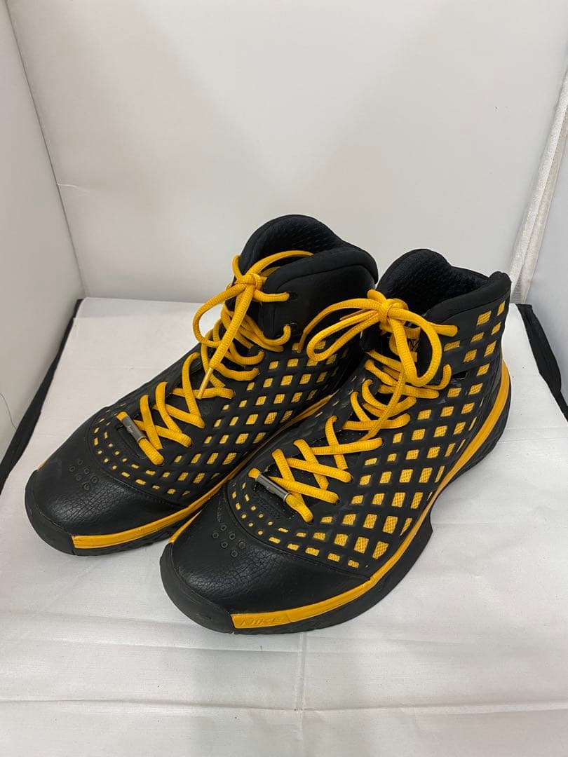 ナイキ バスケットシューズ 黒/黄色 ハイカットスニーカー 楽天市場】ナイキ エアジョーダン1 ミッドカット ブラック / イエロー