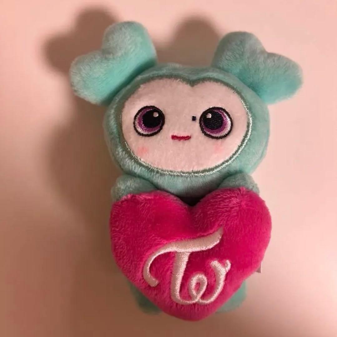 twiceミナ ミブリー ひっかけチャーム - メルカリ