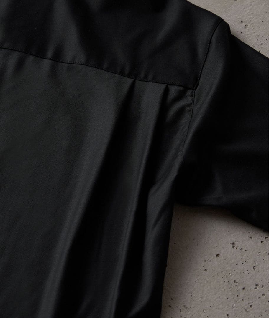 新品未開封】CLEL core.スーパー110ウールシルク 2way半袖シャツ