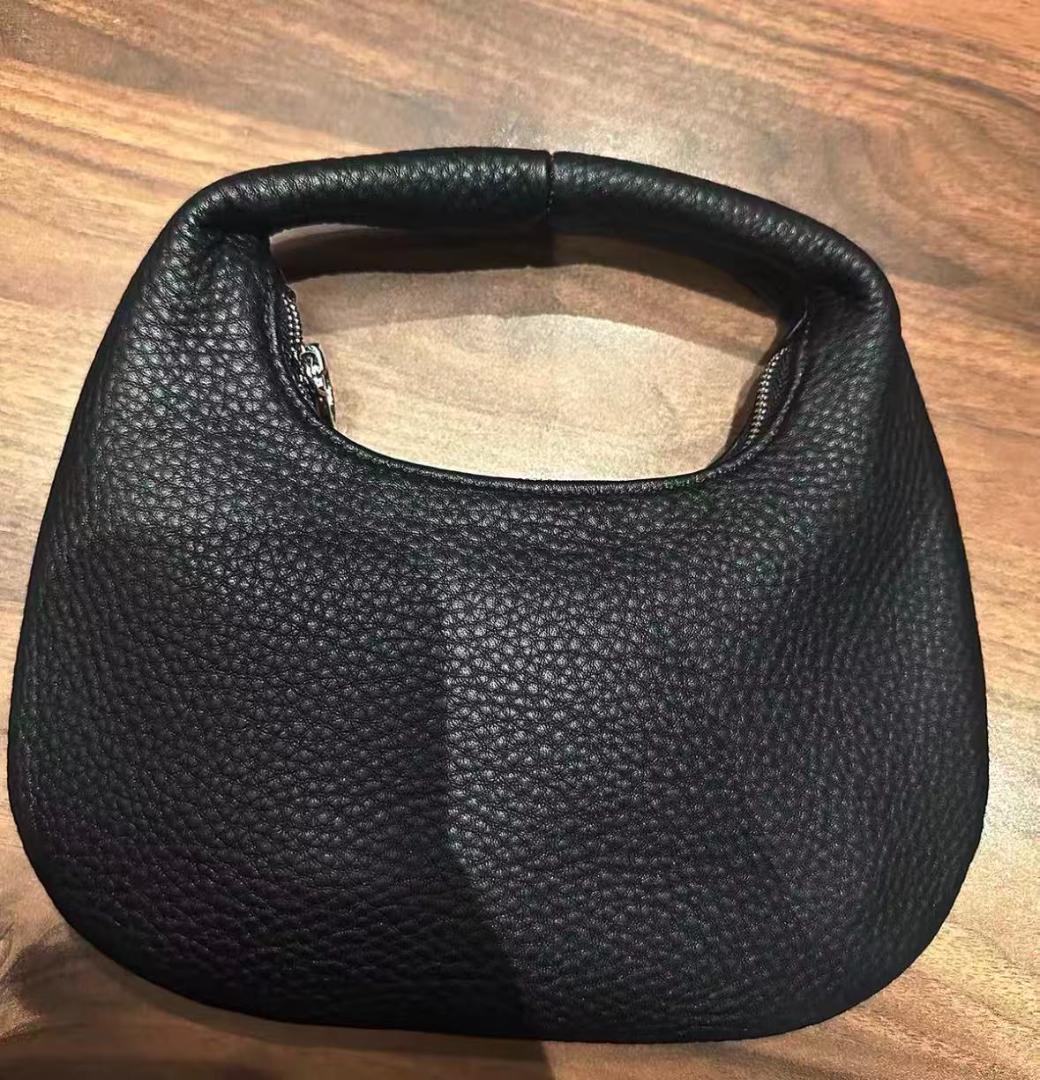 Aeta ブラックレザー ミニハンドバッグ Mサイズ