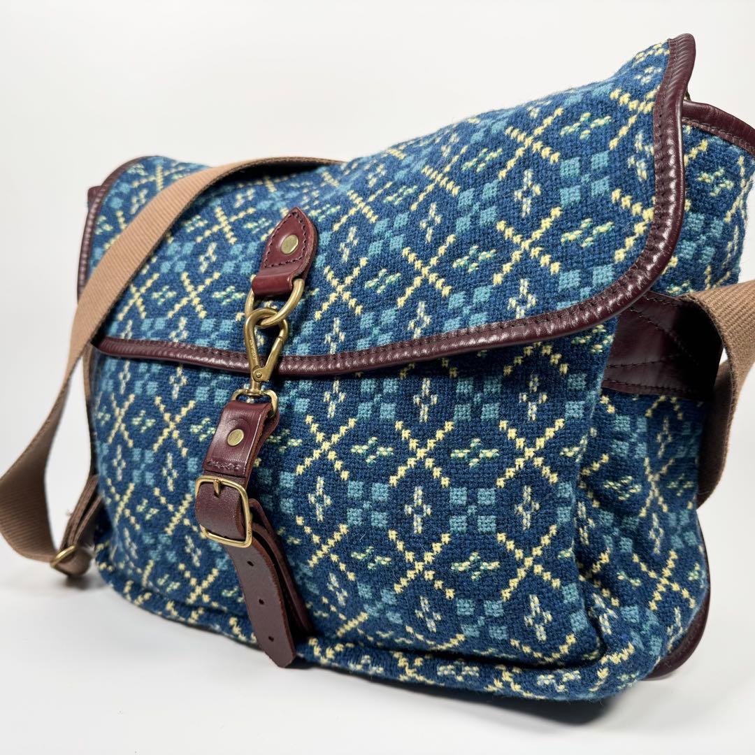 極美品 A4収納 ネペンテス メッセンジャーバッグ ウール レザー ネイビー