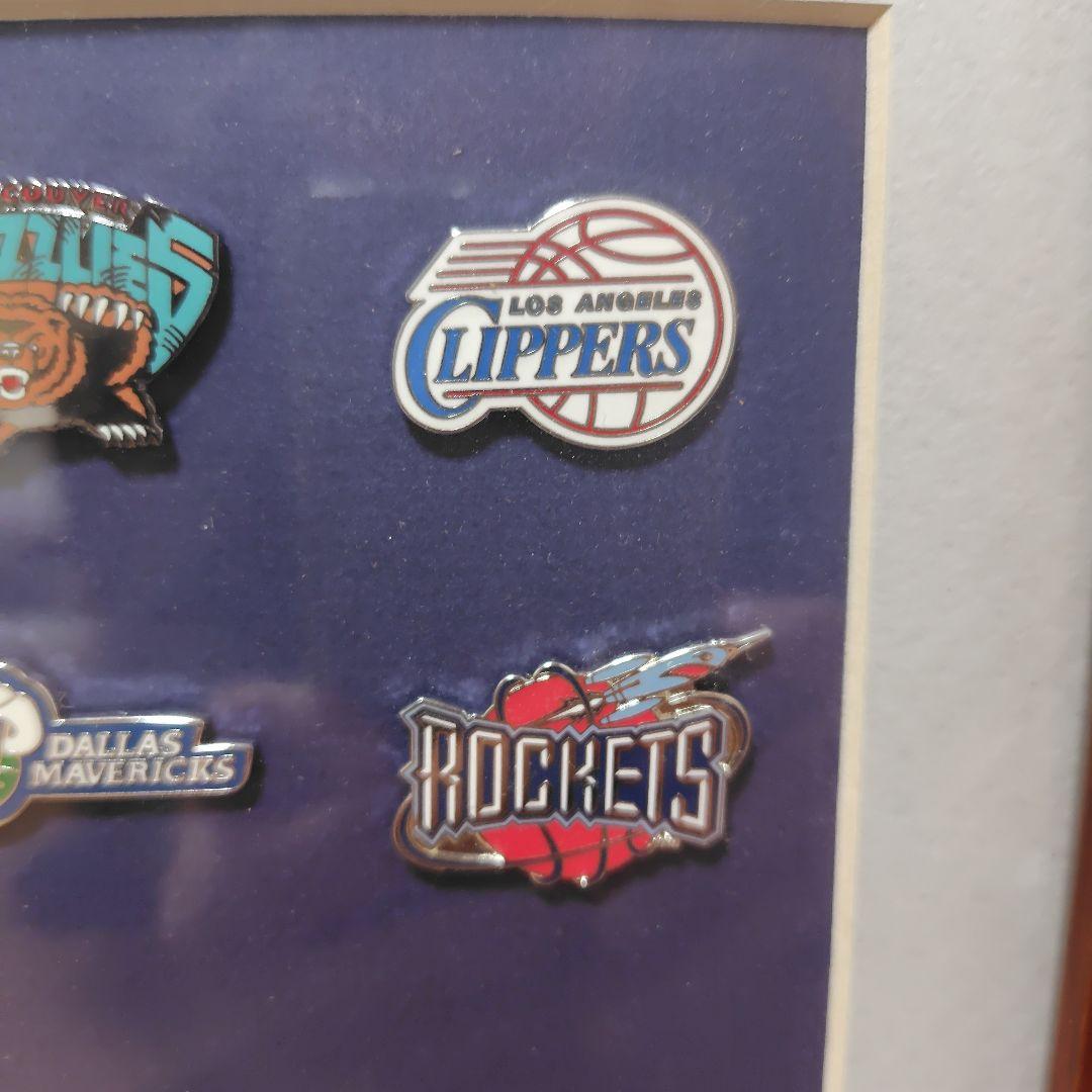 NBAチーム ピンバッジコレクション - メルカリ