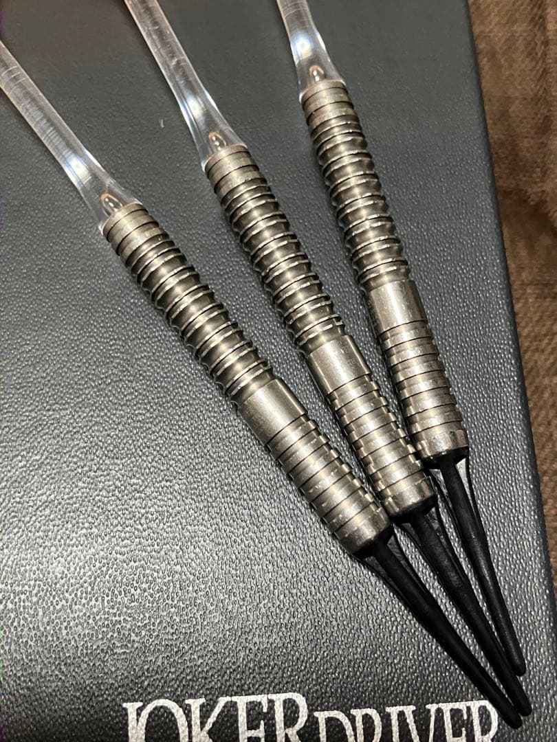 ダーツ JOKER D CRYSTAL VALKYRIE 18g