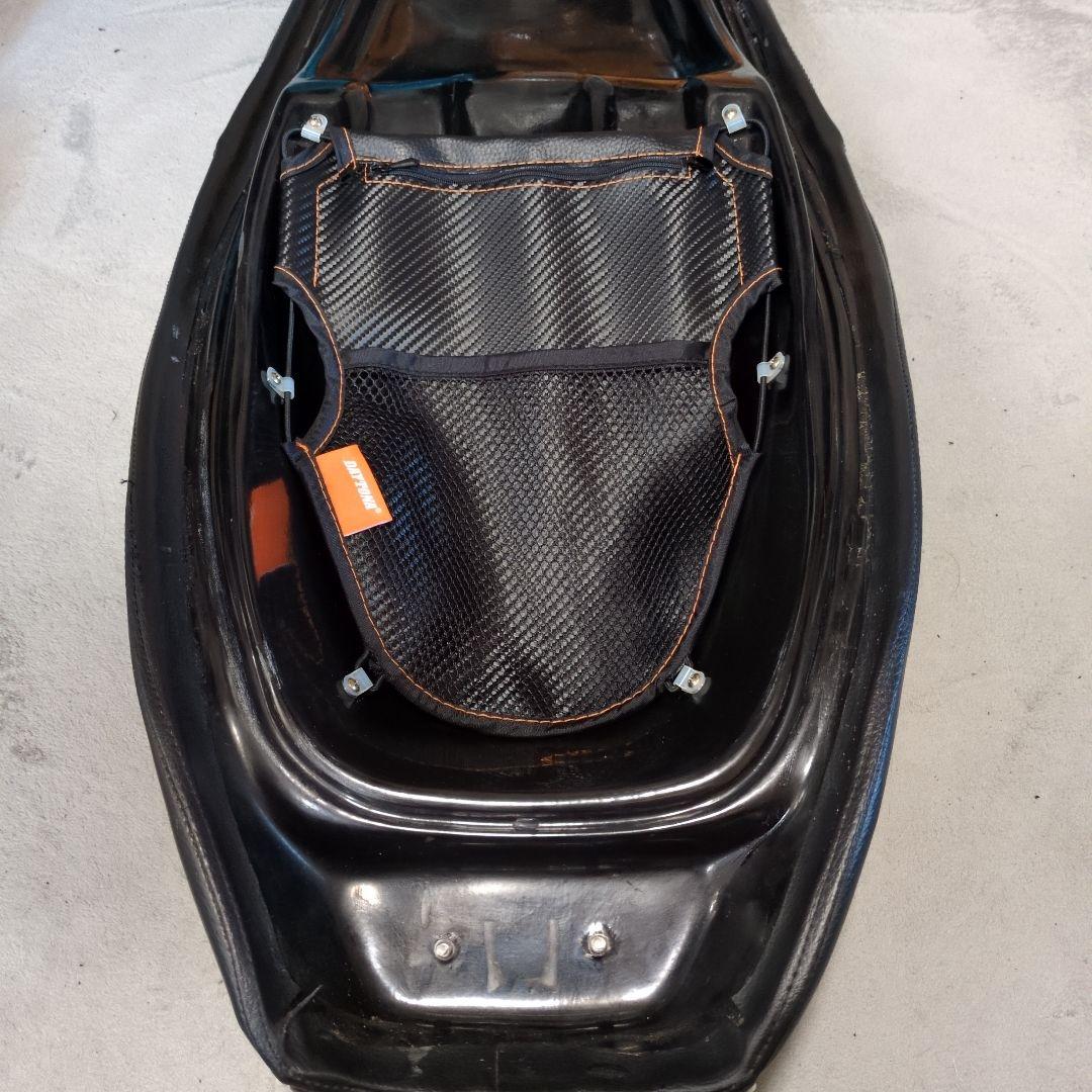 PCX JF81 KF30 Wirus Win ローダウンシート 送料込 - メルカリ