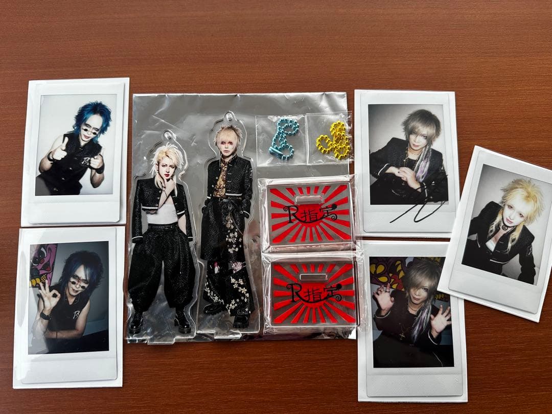 R指定 アクリルスタンド(マモ・七星)＋チェキ5枚 2026年最新】R指定 マモ アクスタの人気アイテム - メルカリ