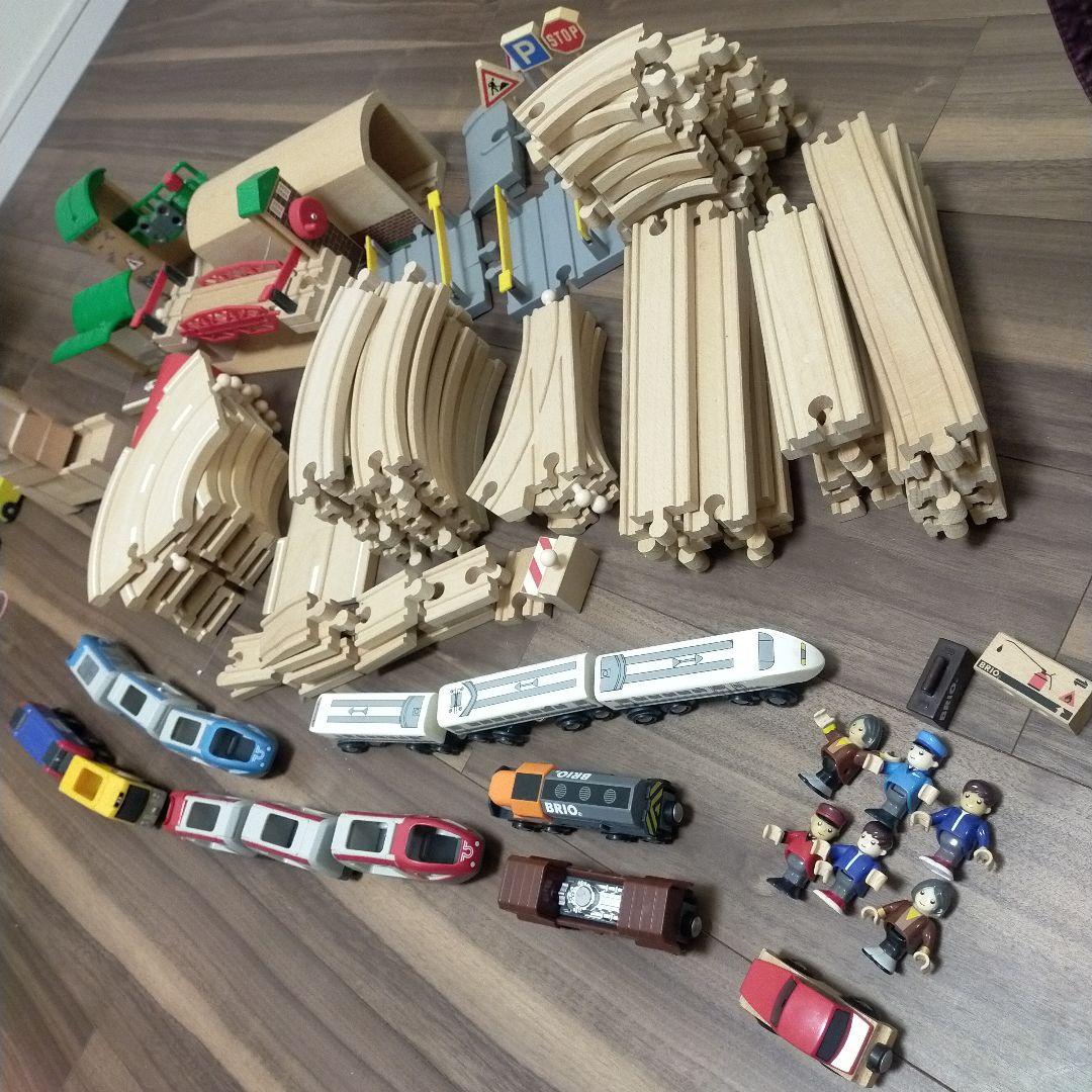 ブリオ　BRIO 木製レールと車両セット 大量セット