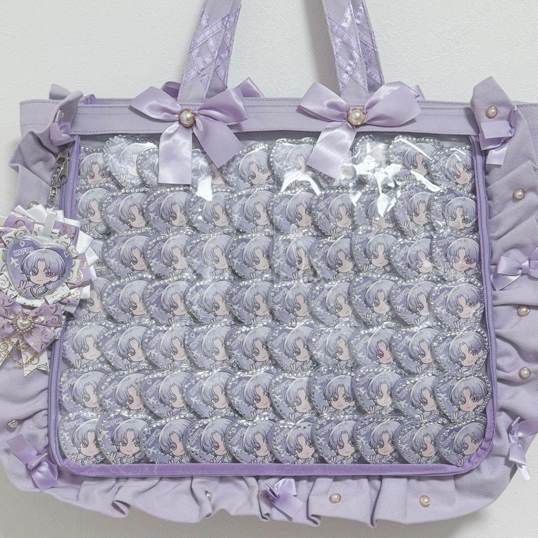 値下げ中]18TRIP 大黒可不可 ハート缶バッジ a3痛バック - メルカリ