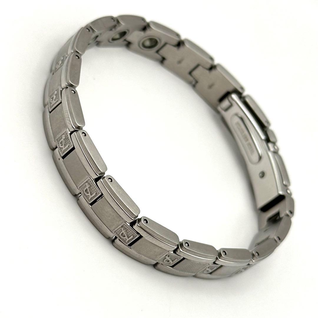 【良品】レダシルマ ブレスレット She シルバーカラー 良品】Leda SILMA レダシルマ ブレスレット タイガーベア ゲルマニウム