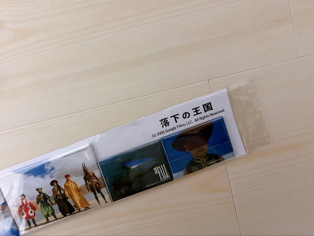映画【落下の王国】公式グッズ マグネットセット weber - メルカリ