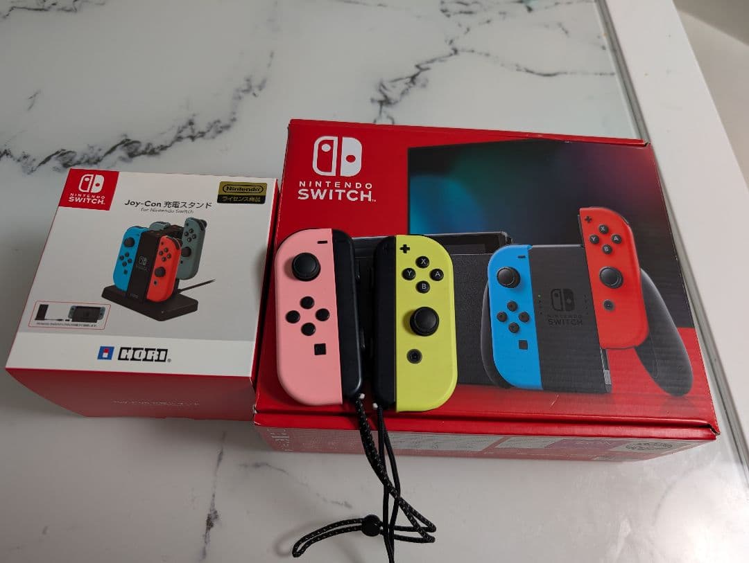 Nintendo Switch 本体 ジョイコン充電スタンド付き