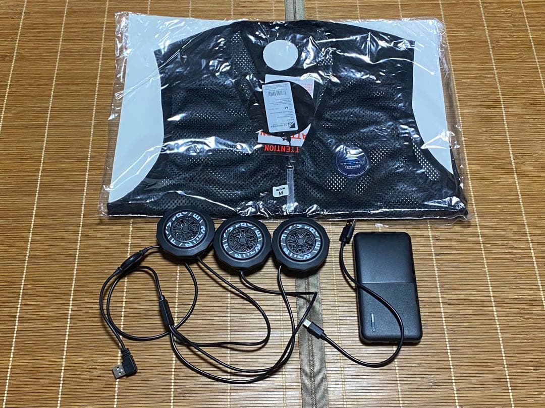 I'Z FRONTIERアイズフロンティア　ペルチェ　クールベストメッシュ