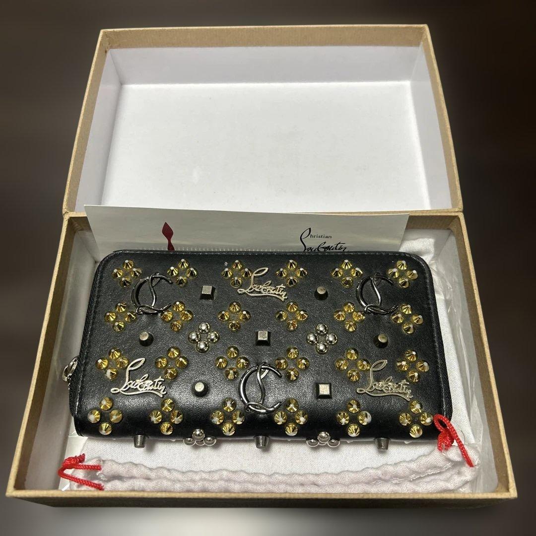 Christian Louboutin ブラック長財布