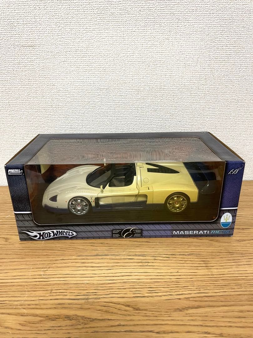 新品未開封 HOT WHEELS マセラティ MC12 1/18