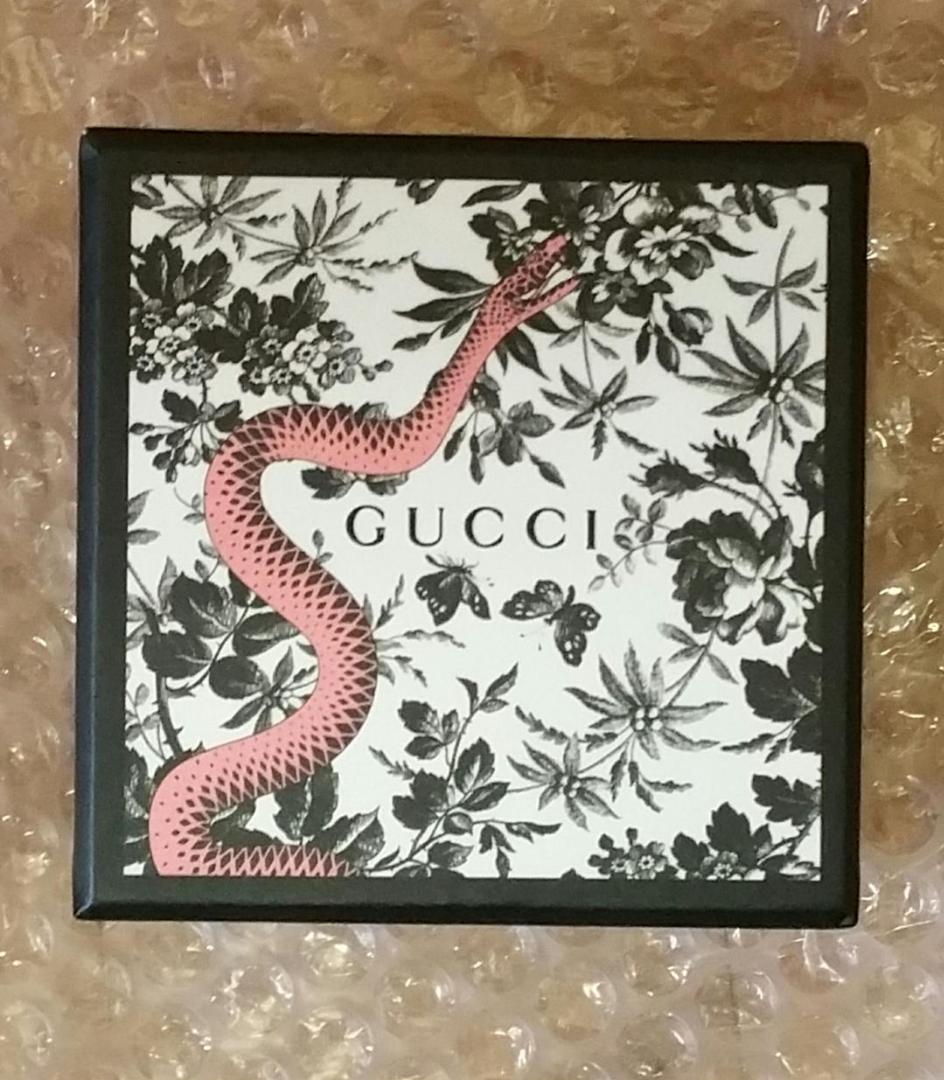 gucci ハート ピアス シルバー