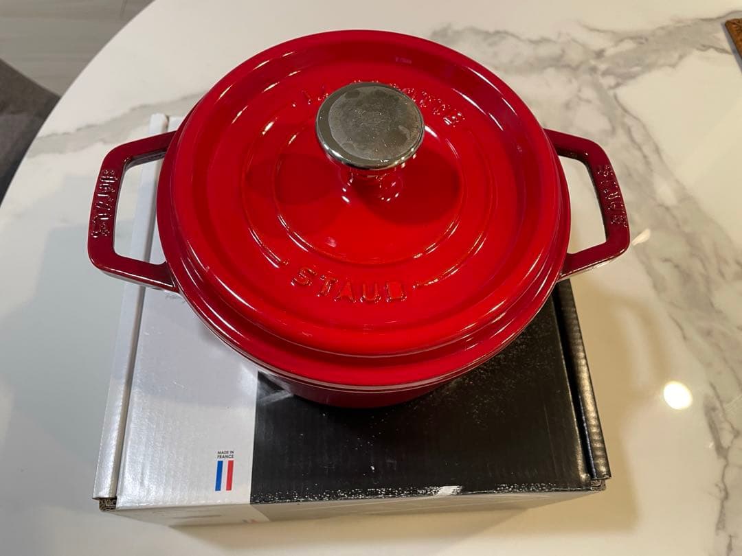 ストウブ ピコココット ラウンド 16cm チェリー