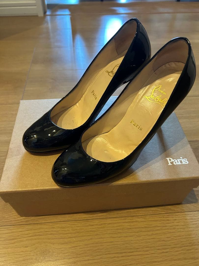 クリスチャンルブタン　ブラック ハイヒール　　37