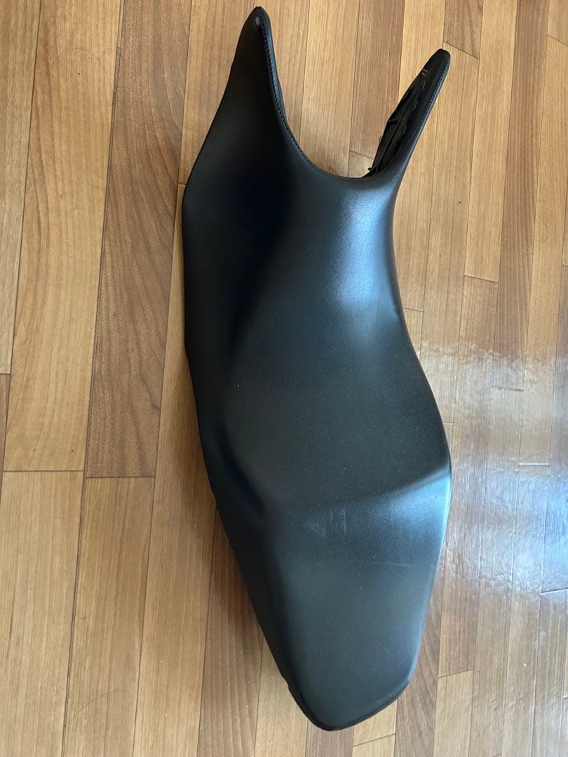 ホーネット250 純正シート - メルカリ