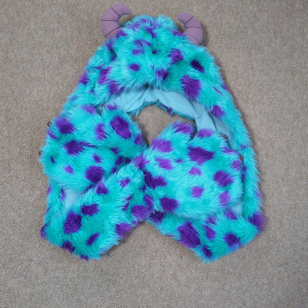 モンスターズインク サリー マフラー - メルカリ