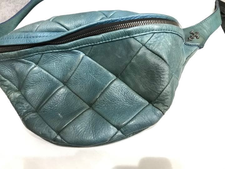 delay vermilion ボディバッグ　ウエストポーチ