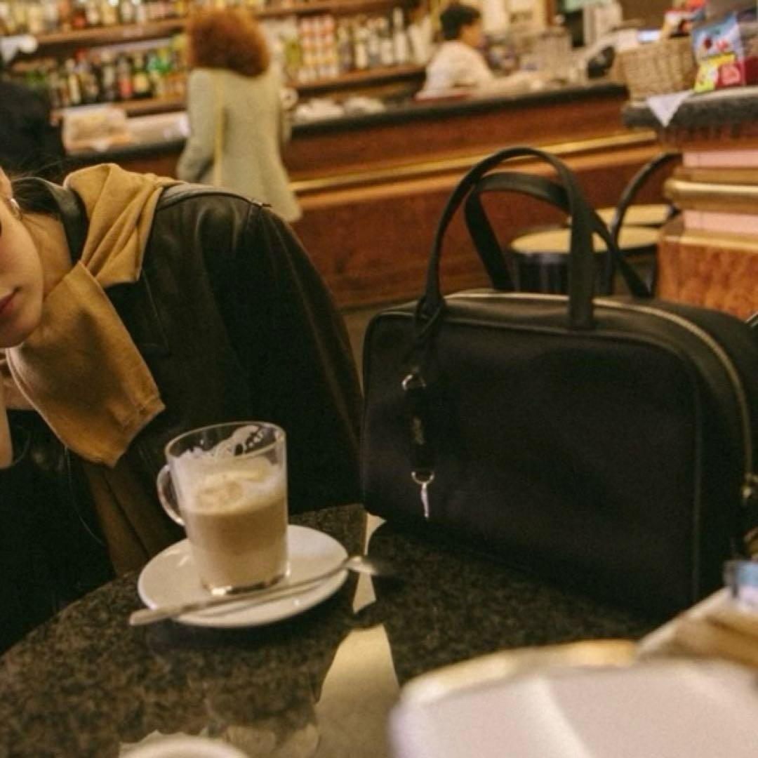 tout y est トゥティエ ロケナイロンスモールバッグ ブラック 黒