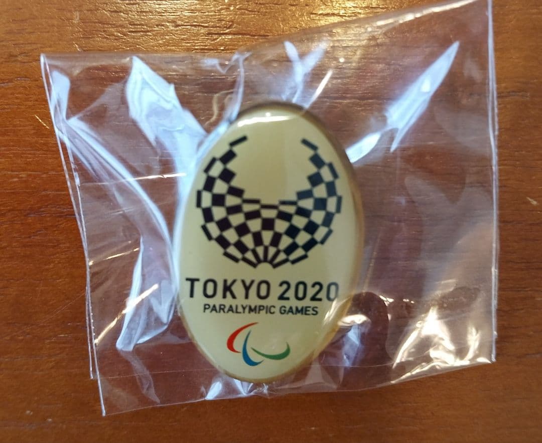 東京2020オリンピックパラリンピックピンバッジ、ステッカー - メルカリ