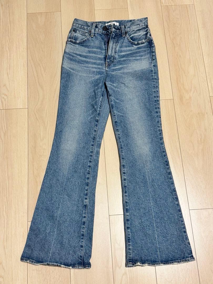 moussy mvs flare 25インチ