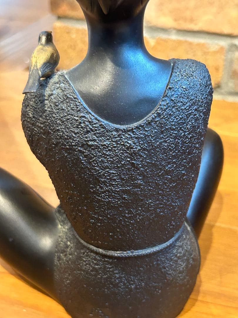 金工師 板保次作 銅製 「おすまし」 ブロンズ像 - メルカリ